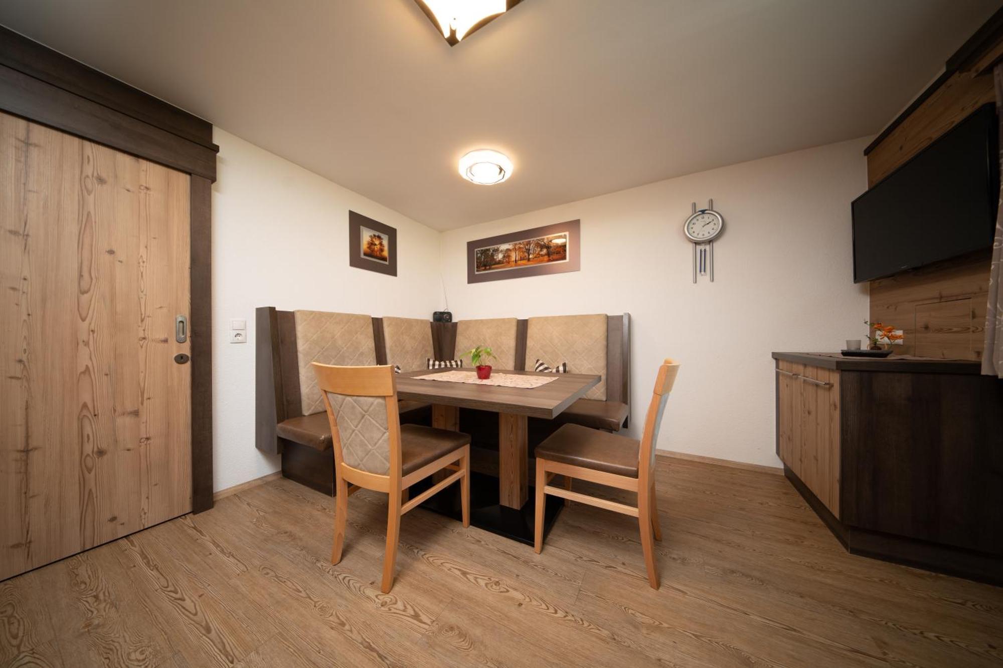 Haus Alexander Apartman Längenfeld Kültér fotó