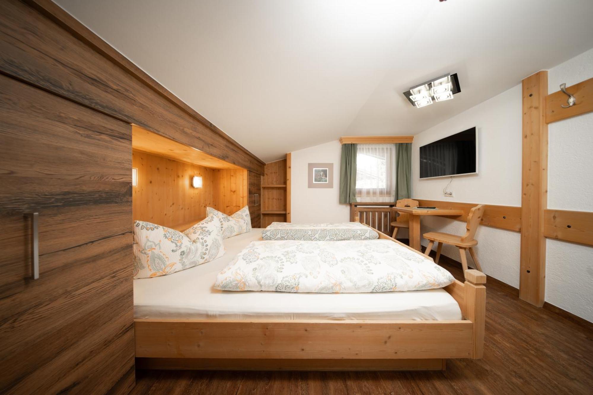 Haus Alexander Apartman Längenfeld Kültér fotó