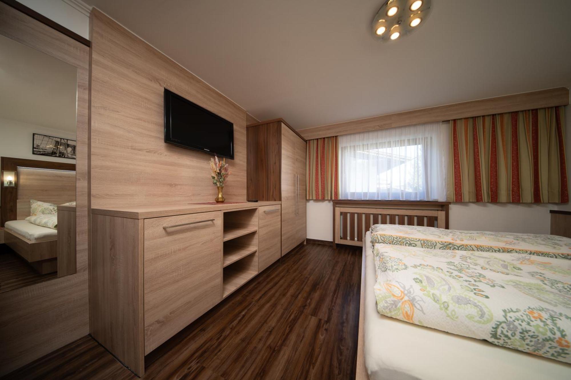 Haus Alexander Apartman Längenfeld Kültér fotó